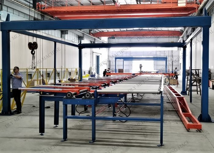 50HZ Metal Roof Panel Machine 3P PU Sandwich Panel Machine Aluminum Sheet