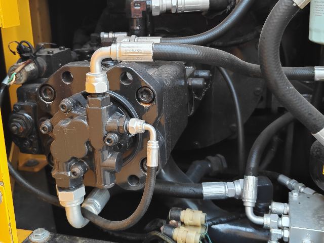 Volvo EC140DL Excavator Hydraulic