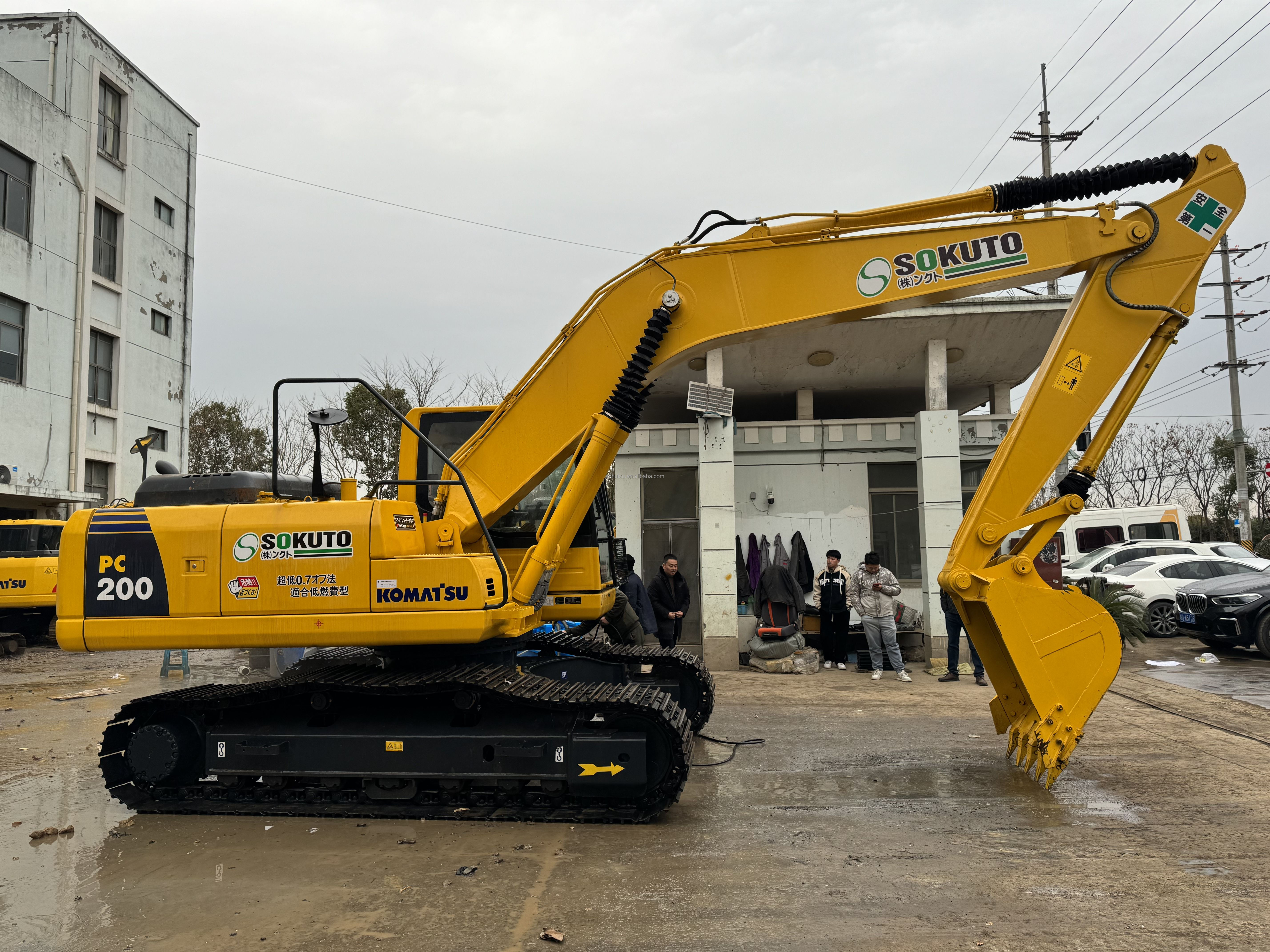 used Japan excavator machine komatsu pc200 excavator used excavator pc220 japan original construction equipments