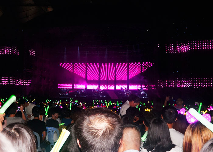 Custom Advertising Stage LED Screens / RGB Led Video Wall Display Rental 32*32 Pixels