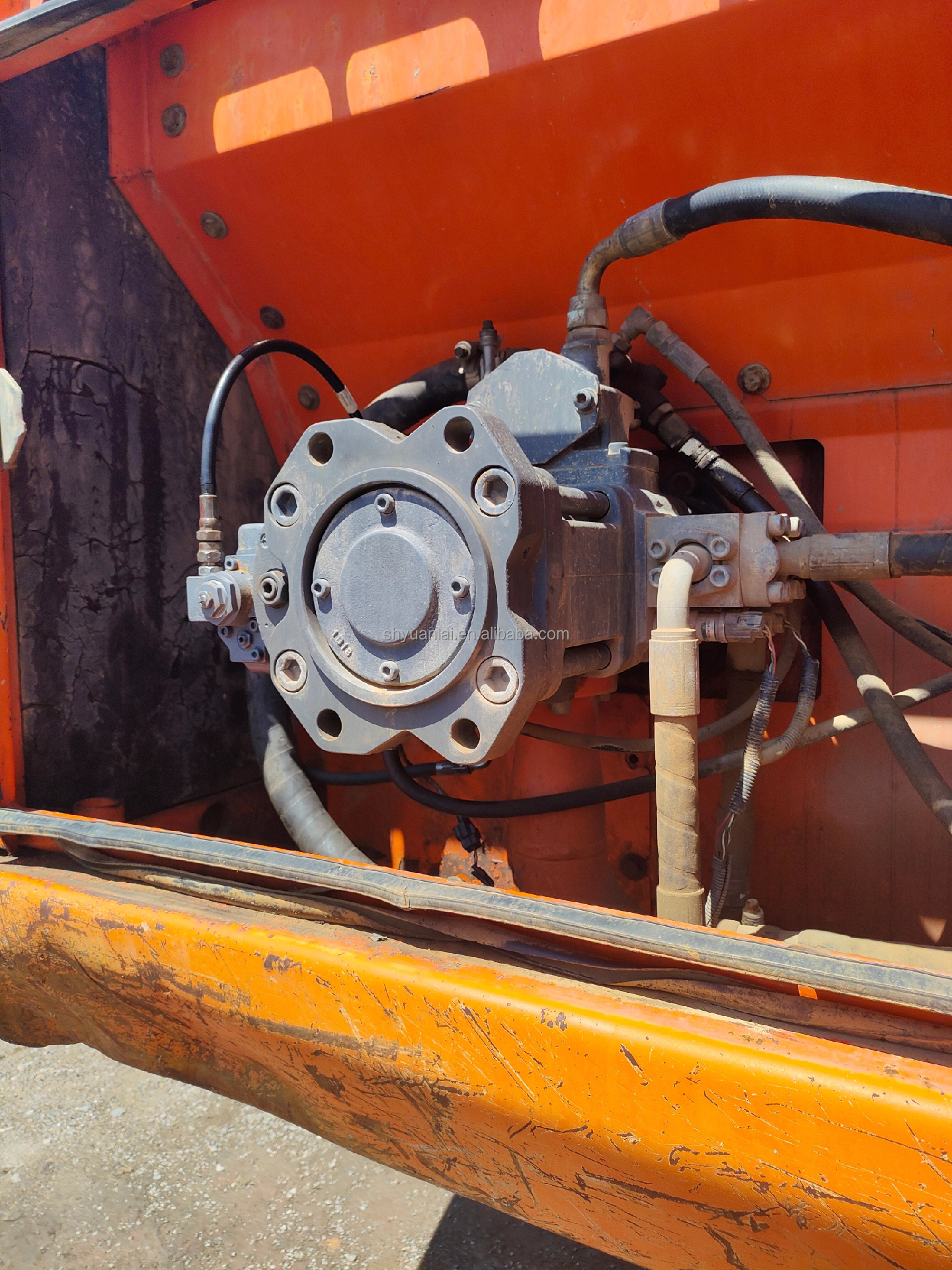 Doosan Excavator DH225LC-9 Used for High Slope Efficiency and Excellent Cab Sealing