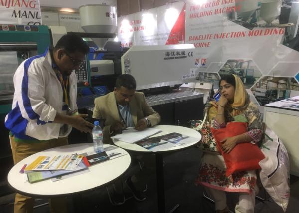 Hydraulic Injection Molding Machine , Electrical Pvc Pipe Fittings Making