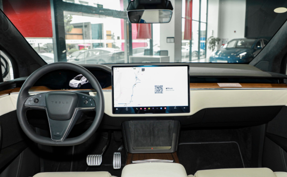 2023 Tesla Model X Double Motors All-Wheel-Drive Version 5 Door 5 Seats SUV