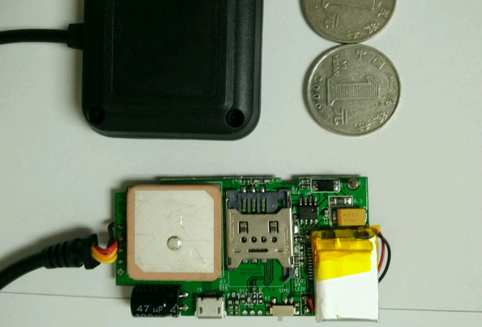 Personal Small GPS Tracker For The Aged Old Man Old People Standby Time One Week