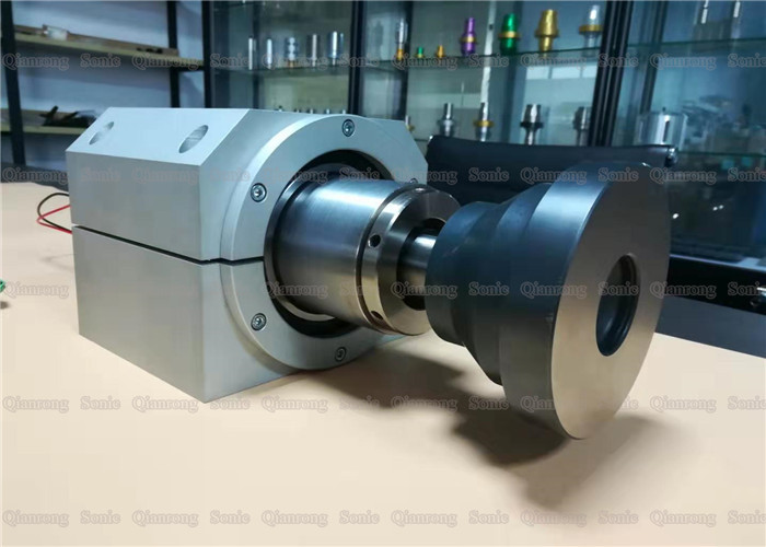 20K Ultrasonic Sewing Machine For Welding 2 Or Several Panels Of Non Woven Bags