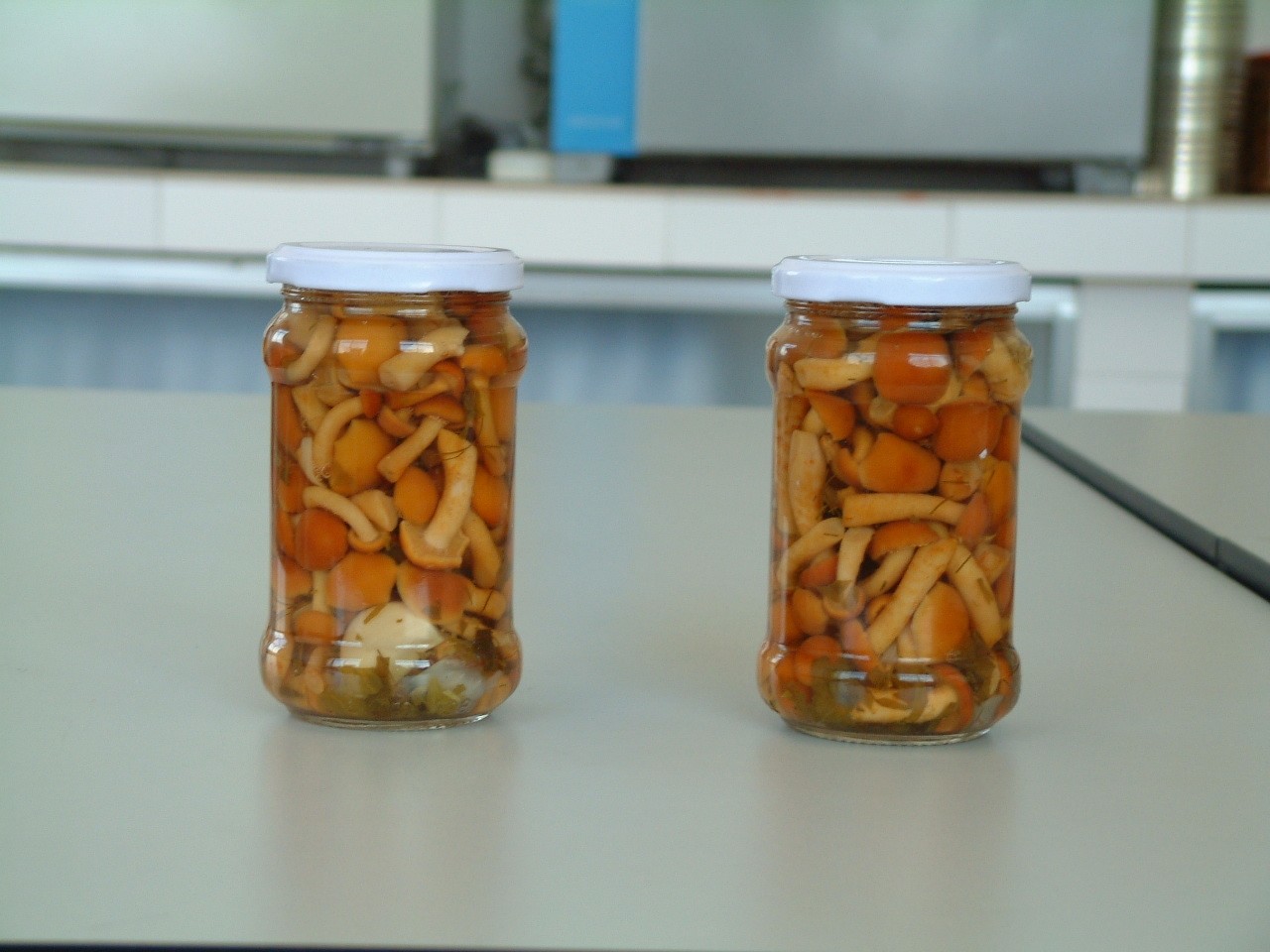 Whole Nameko Mushroom Canning Fresh Vegetables In Jar Taste Salty Multi Size