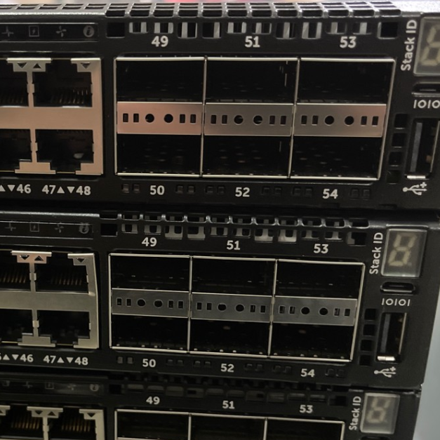 S4248FBL-ON Network Switch Used With No Private Mold And VLAN Support
