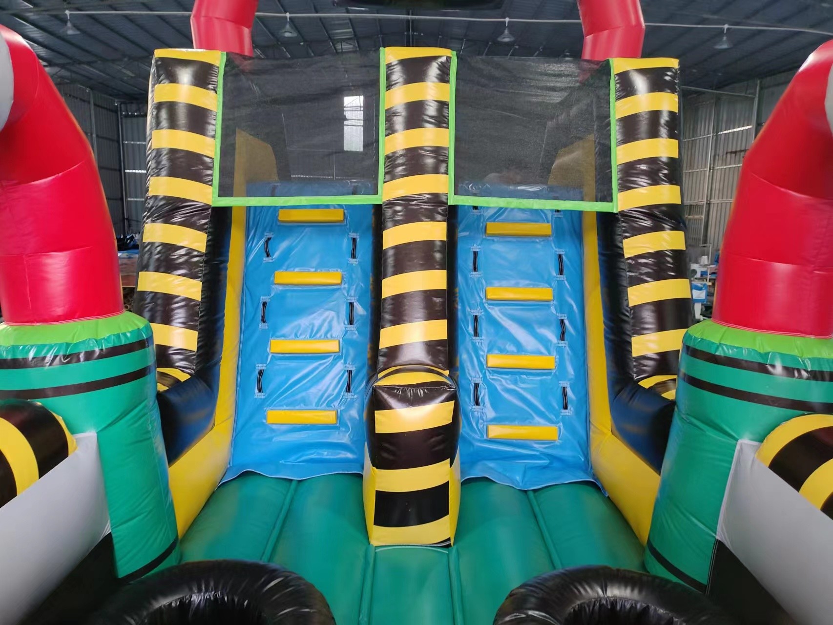 Supplier Inflatable Obstacle Courses Danger Zone Theme Games Jumping Castle
