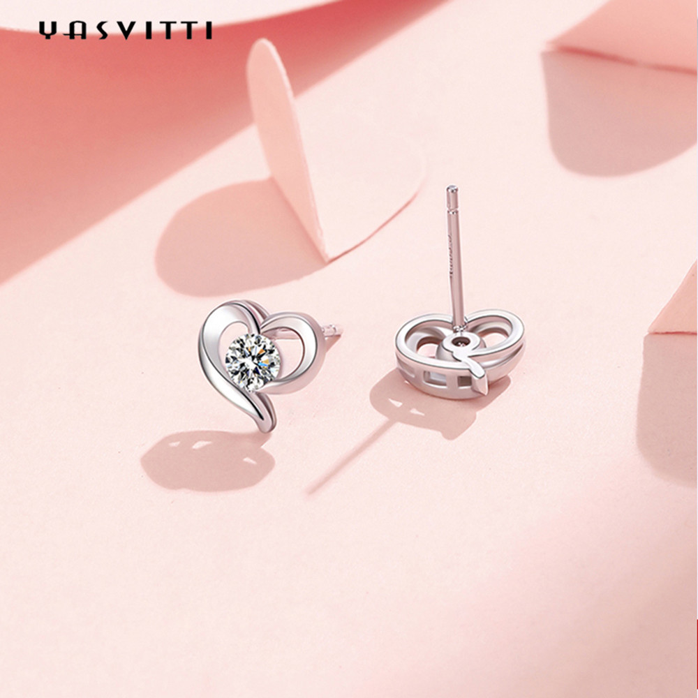 2.87g 0.39in Sterling Silver Heart Stud Earrings ODM White 925 Sterling Silver Stud