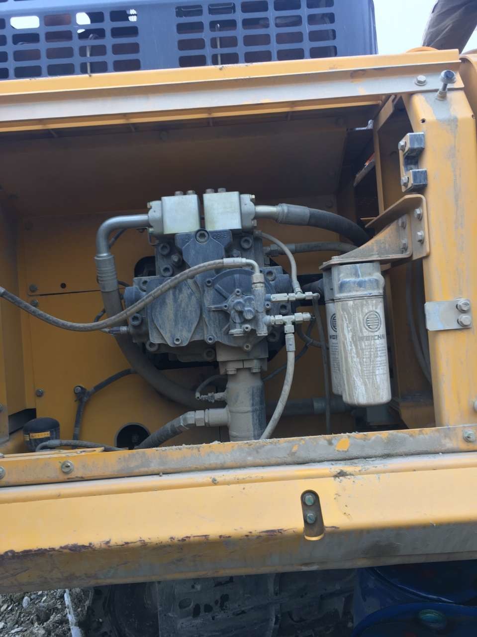 Second Hand Pc200-8 Komatsu 20 Ton Crawler Excavator Used komatsu pc200 Excavator