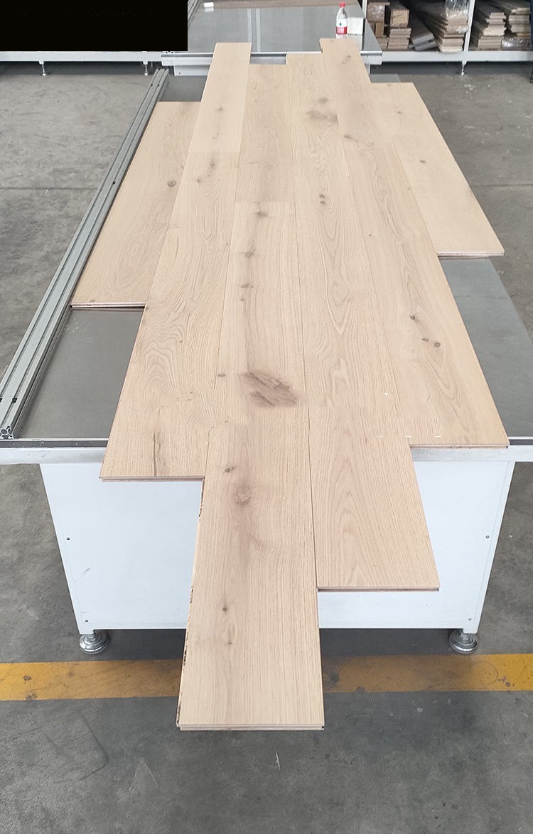 1900-2200mm European Oak Engineered Timber Flooring Engineered Oak Parquet Flooring
