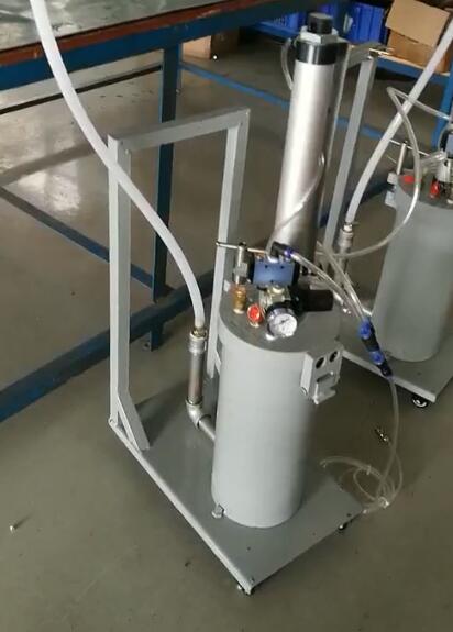 2600ml Manual Glue Dispenser Silicone Manual Dispensing Machine