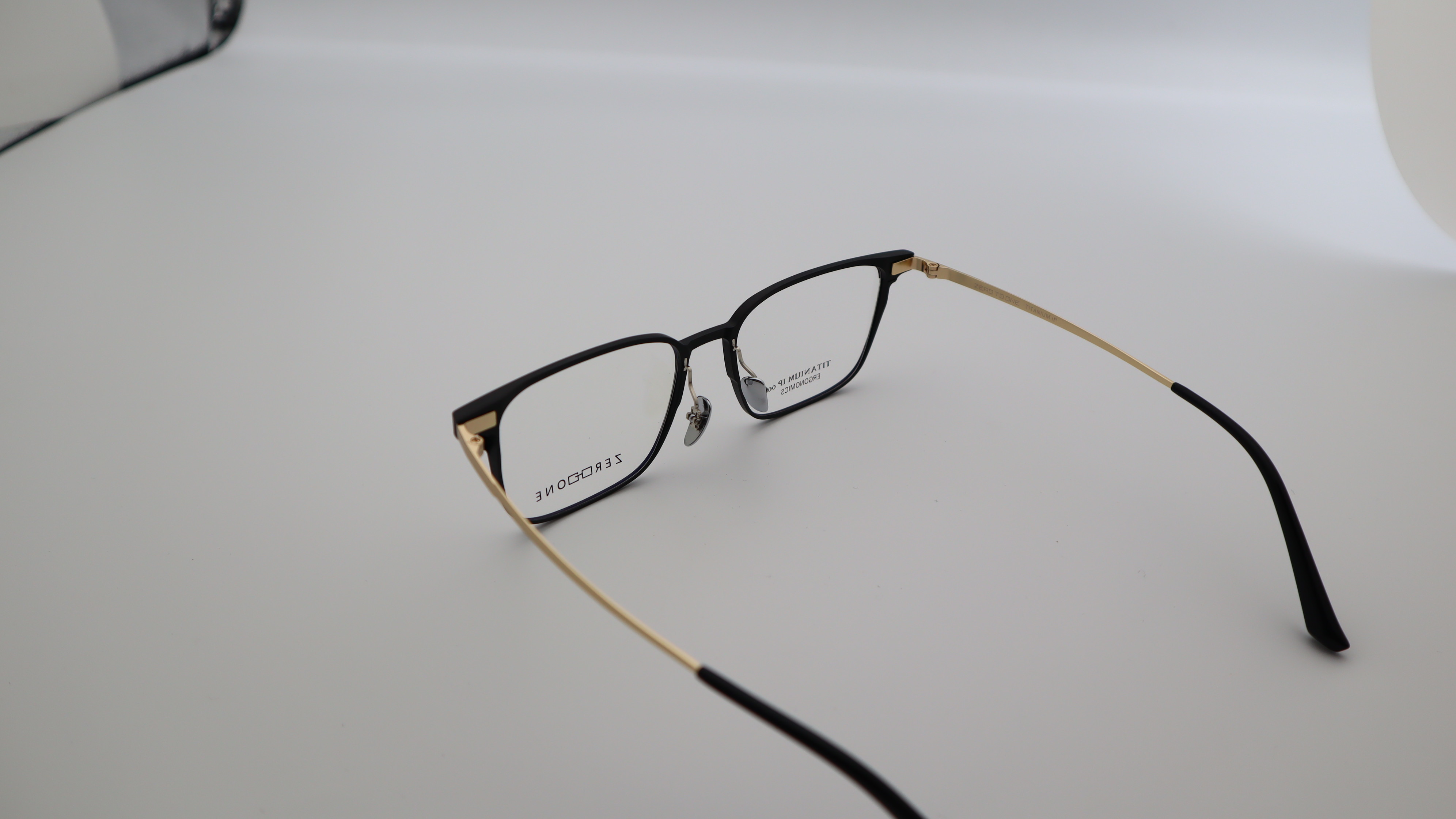 Business 3 In 1 Unisex Pure Titanium Aluminum Optical Glasses