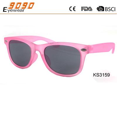 Quality Children's Sunglasses with Plastic Frame, UV 400 Protection Lens, suitable for girls for sale