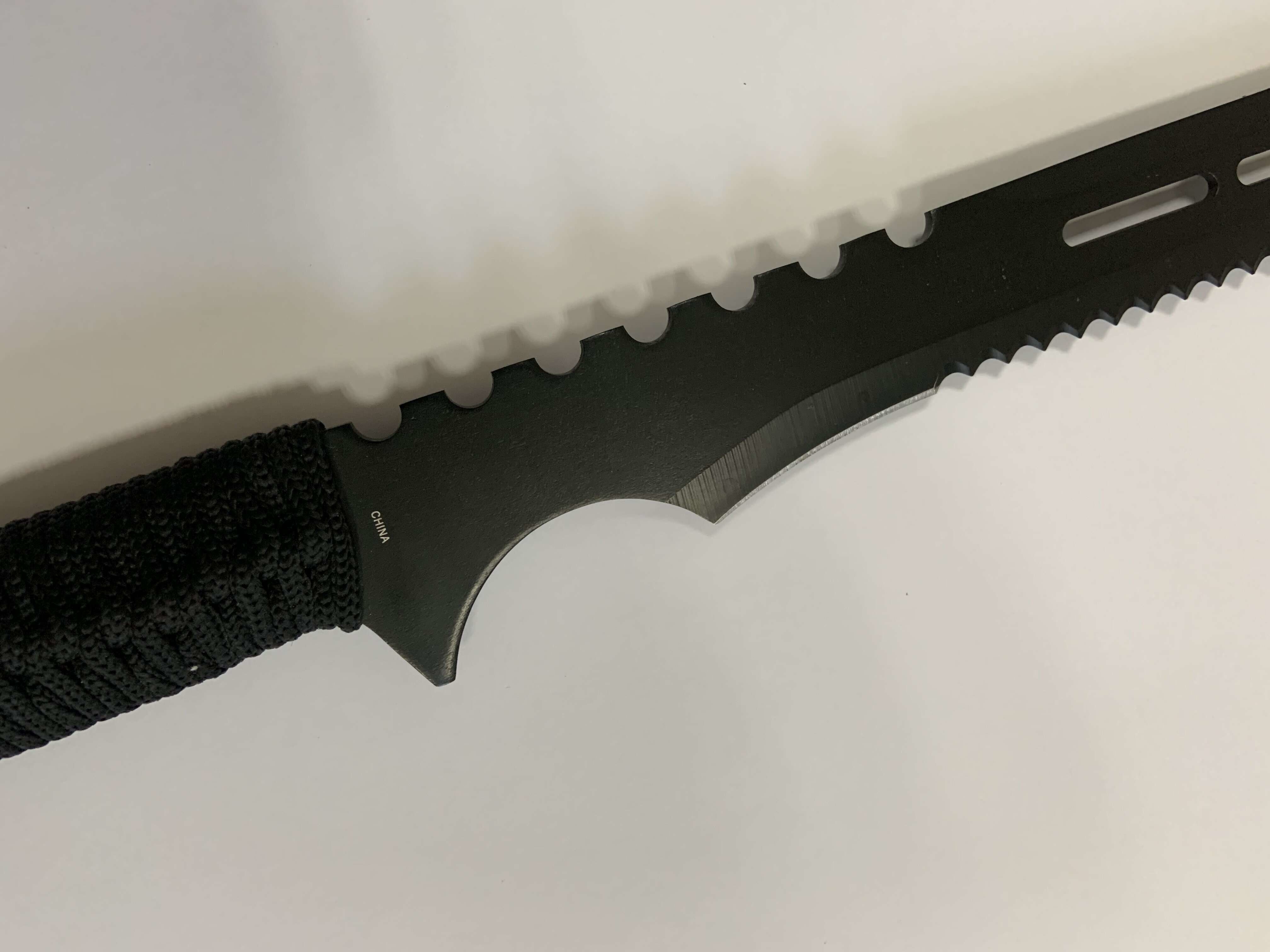 ODM Dragon Teeth Stainless Steel Hunting Knives OEM Outdoor Machete