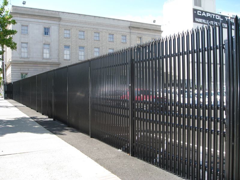 1.2m Tall Metal Palisade Fencing Hot Dipped Galvanized After Welded Privacy Vinyl
