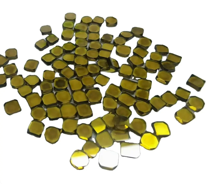 Yellow HPHT MCD Synthetic Diamond round and Square Grits Industrial Abrasives for Cutting Tools 1