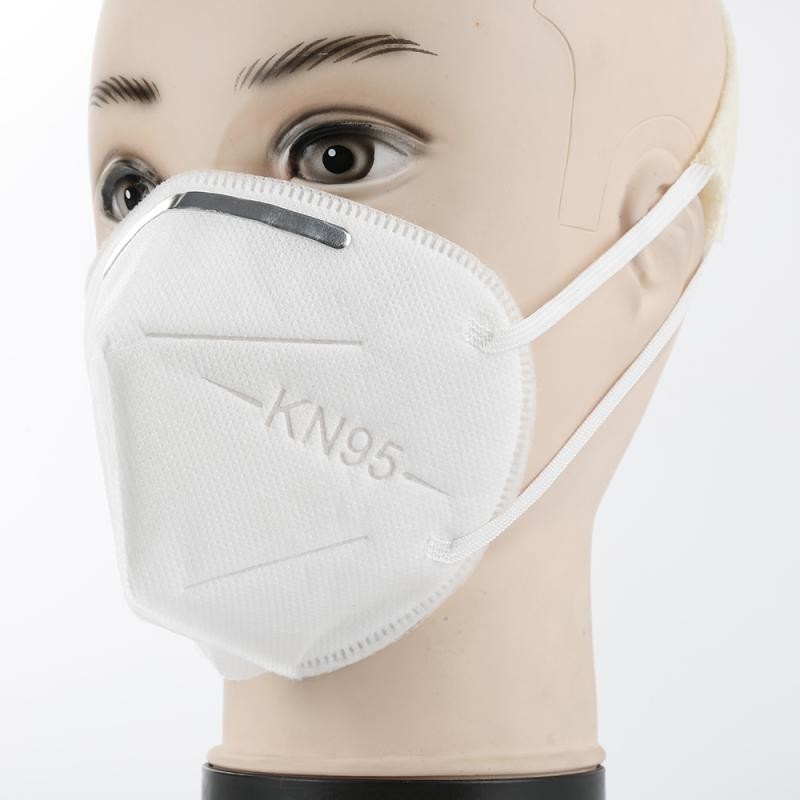 Non Woven KN95 Face Mask Dustproof Anti Fog Breathable 95% Filtration