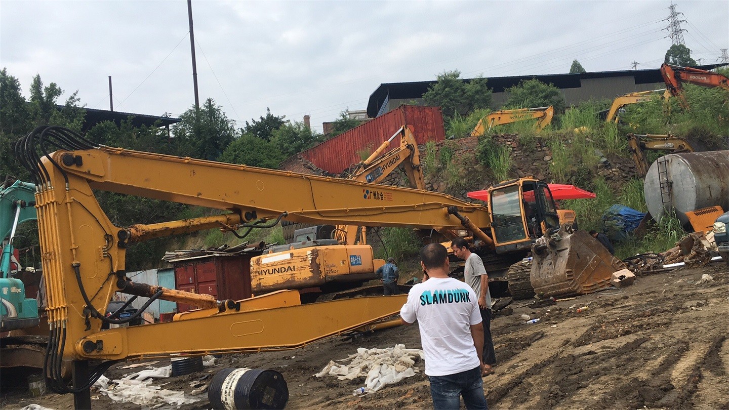 CE certification 23M Q355B High Reach Demolition Boom Excavator Long Reach, 385 Hyundai Long Boom Excavator