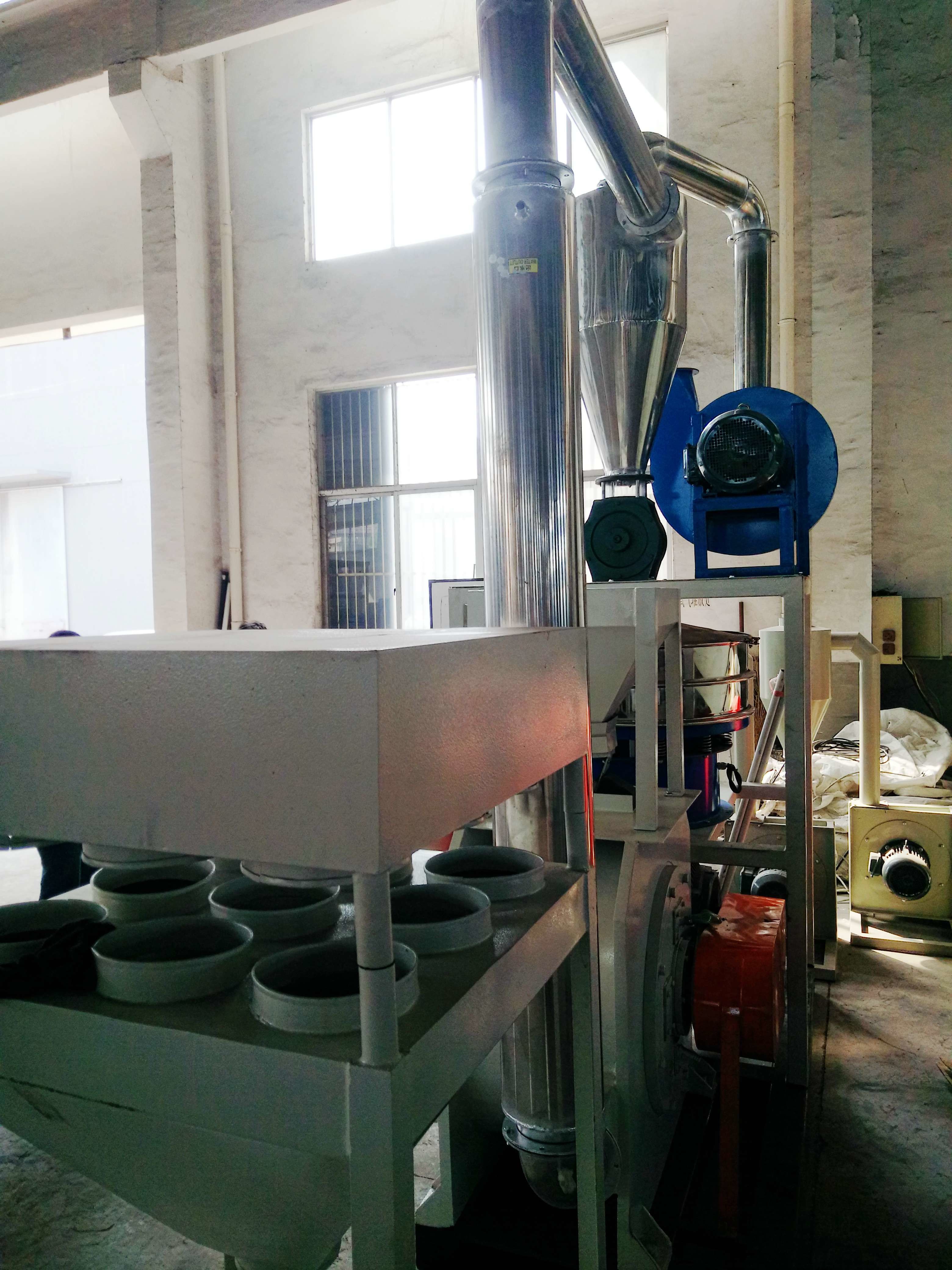 Abrasion Resistance Powder Milling Machine 45kw With Dust Collection