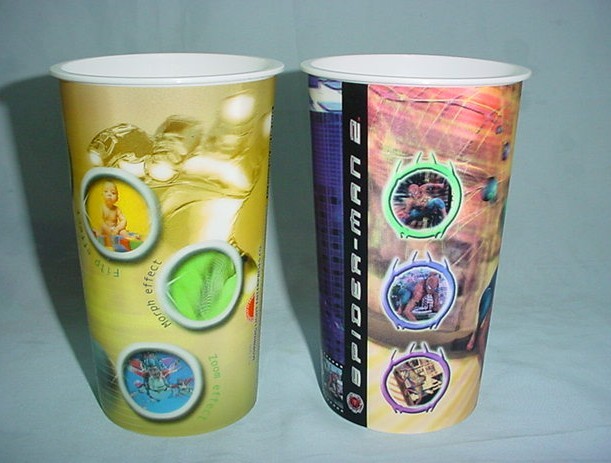 PLASTIC LENTICULAR lenticular printing kid picture changing mug plastic cup pp 3D Lenticular Cup with lid