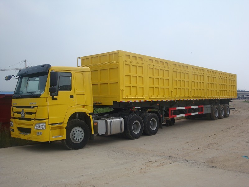 40T New 3 Axle Lorry Container Trailer With 2 Rear / Side Doors And 12R22.5 Model Tire