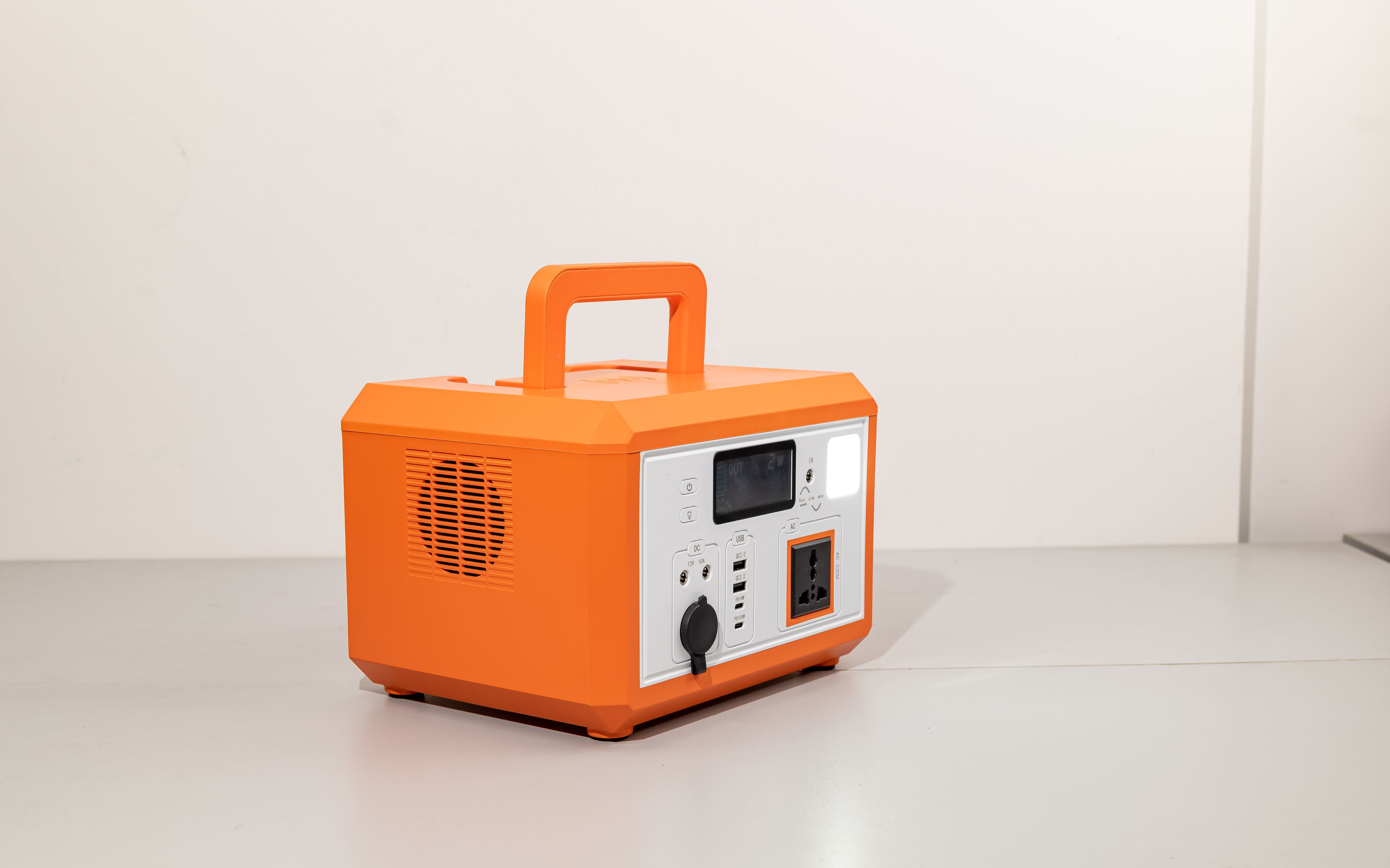 Recharge LifePO4 3.2V15AH Battery High Energy Density 220V 110V Portable Ac Power Station With LCD For Power Tools
