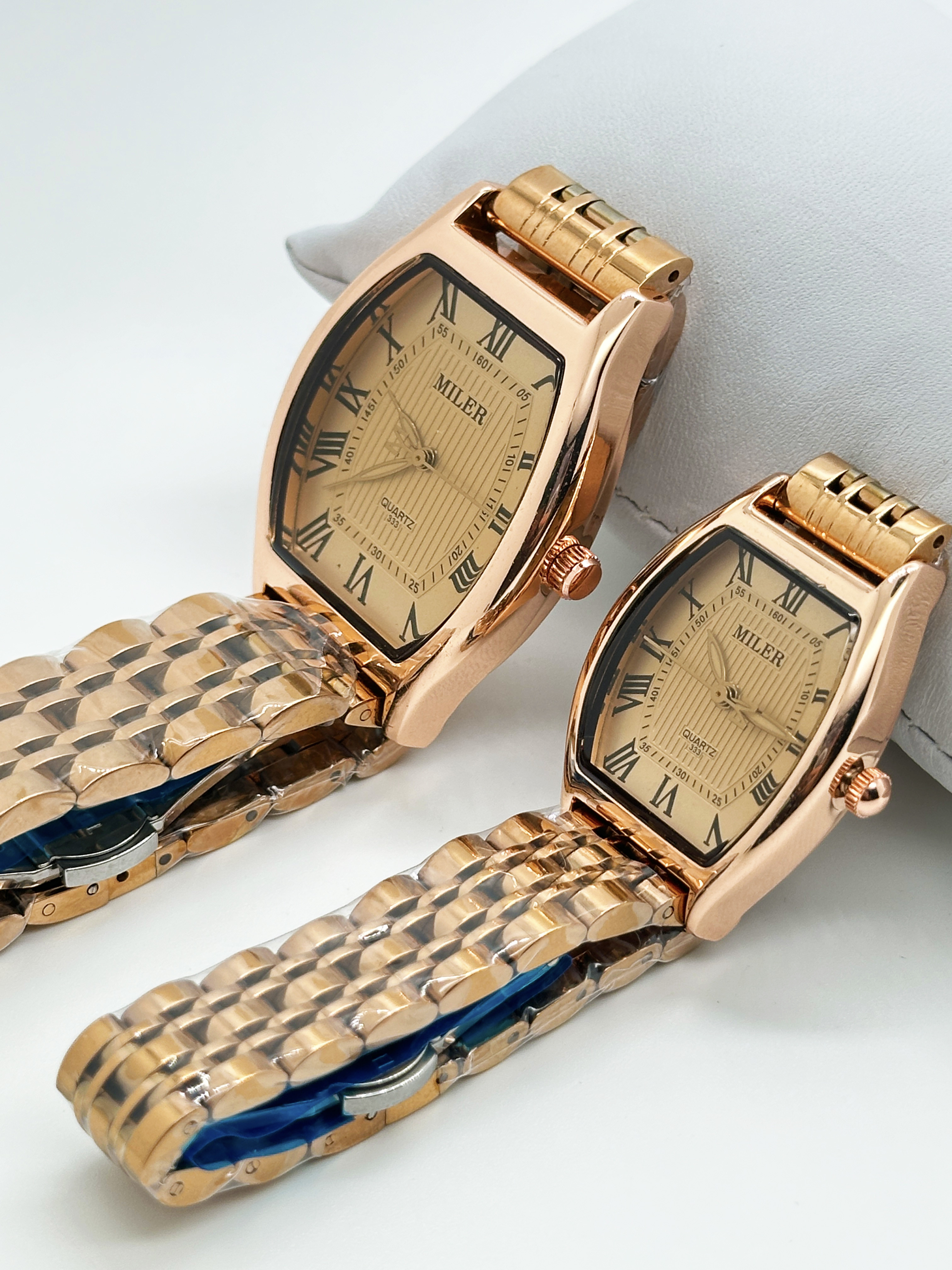 China Factory Hot Lover Luxury Business Stainless Steel Gold Classic Waterproof Couple Watch