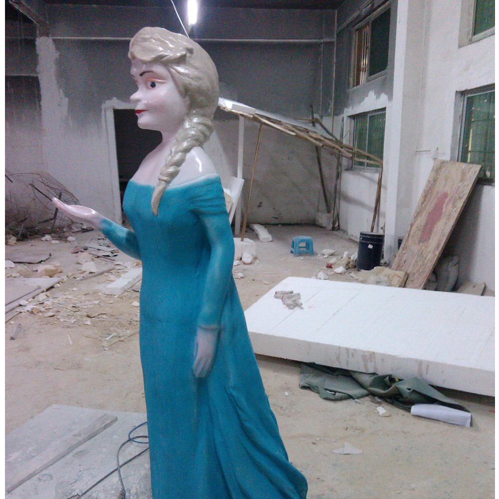 frozen character princess cartoon statue life size fiberglass as decoration in park