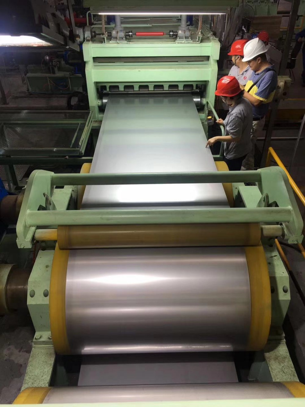 SS255 Cold Rolled 28 Gauge Corrugated Steel Roofing Sheet Trapezoid CGCC