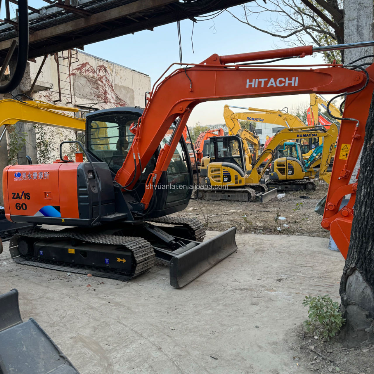 Good Condition ISUZU Engine Used Hitachi Excavator ZX120 High Precision High Comfort