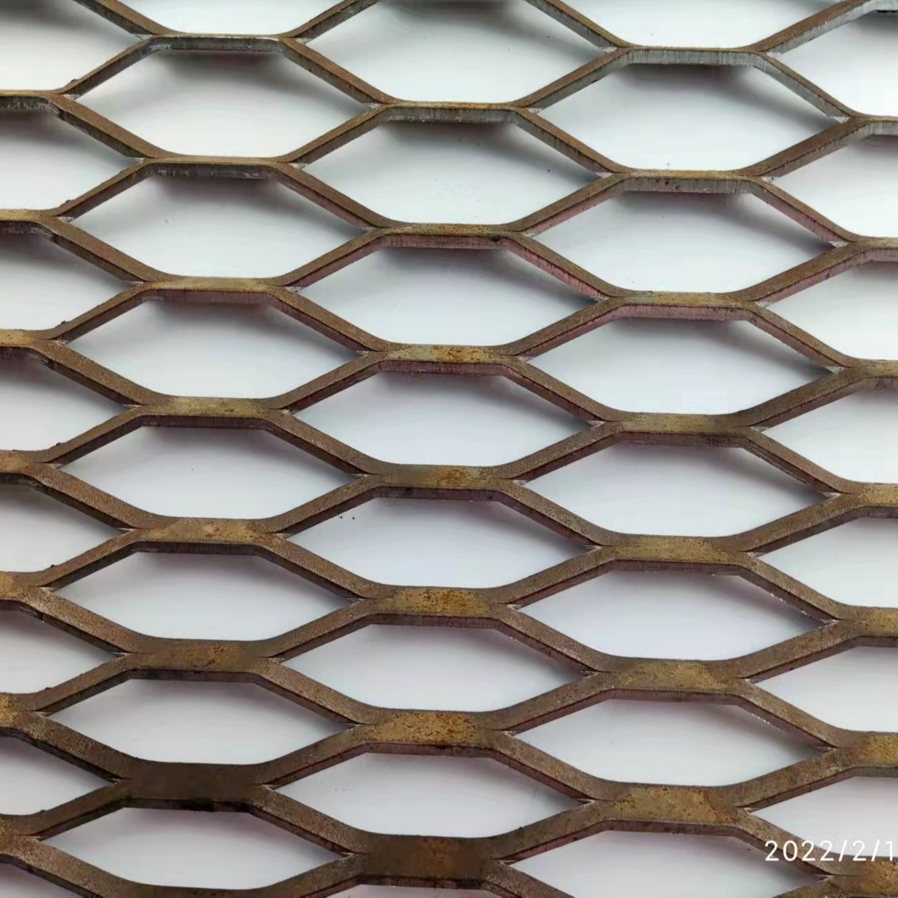 Heavy Duty 3m X 1.5m Expanded Steel Mesh Hot Dipped Galvanized Hexagonal Hole