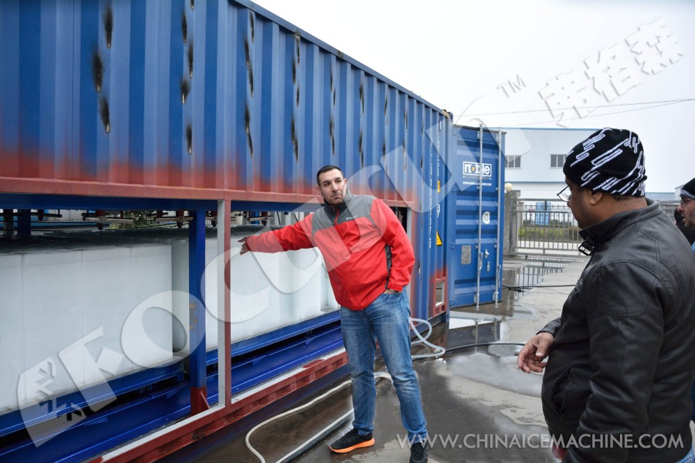Bitzer Compressor 12000 KG Direct Refrigeration 40 HQ Containerized Block Ice Machine