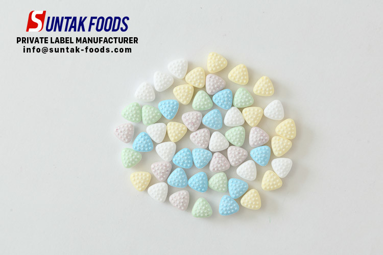 0.7g Fruit Flavor Sweet Breath Mints Textured Triangle Candy Shape