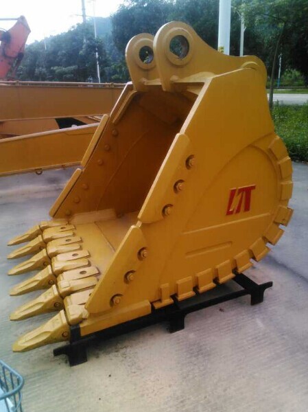 4.3cbm Excavator Rock Bucket With High Strength Teeth