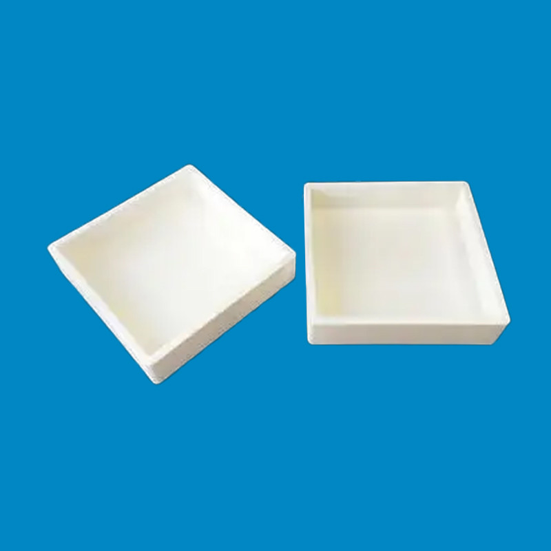 Long Lifespan Refractory Alumina Ceramic Crucible Wear Resistant High Temperature Crucible Alumina