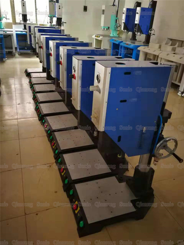 High Power 3600w 15Khz Ultrasonic Welding Transducer With Yellow Ceramics