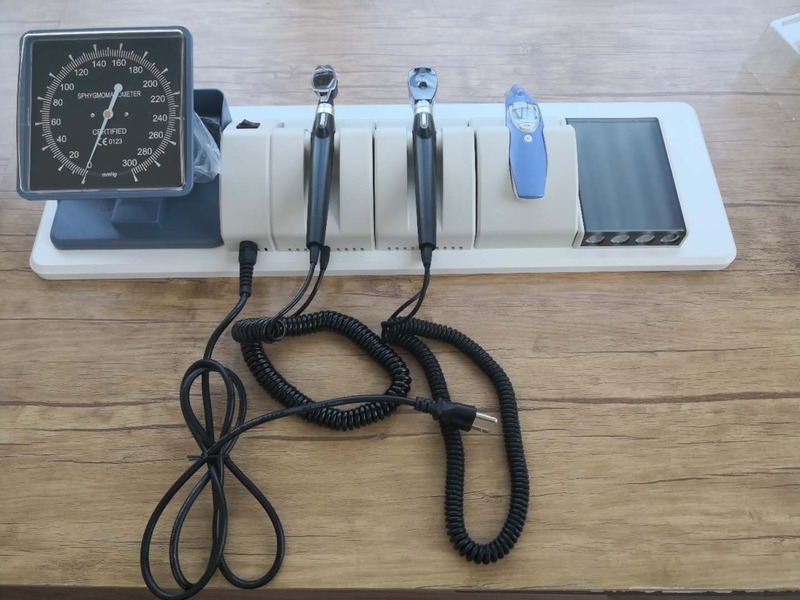 Medical ENT opthalmoscope diagnostic set with wall mount medical equipment