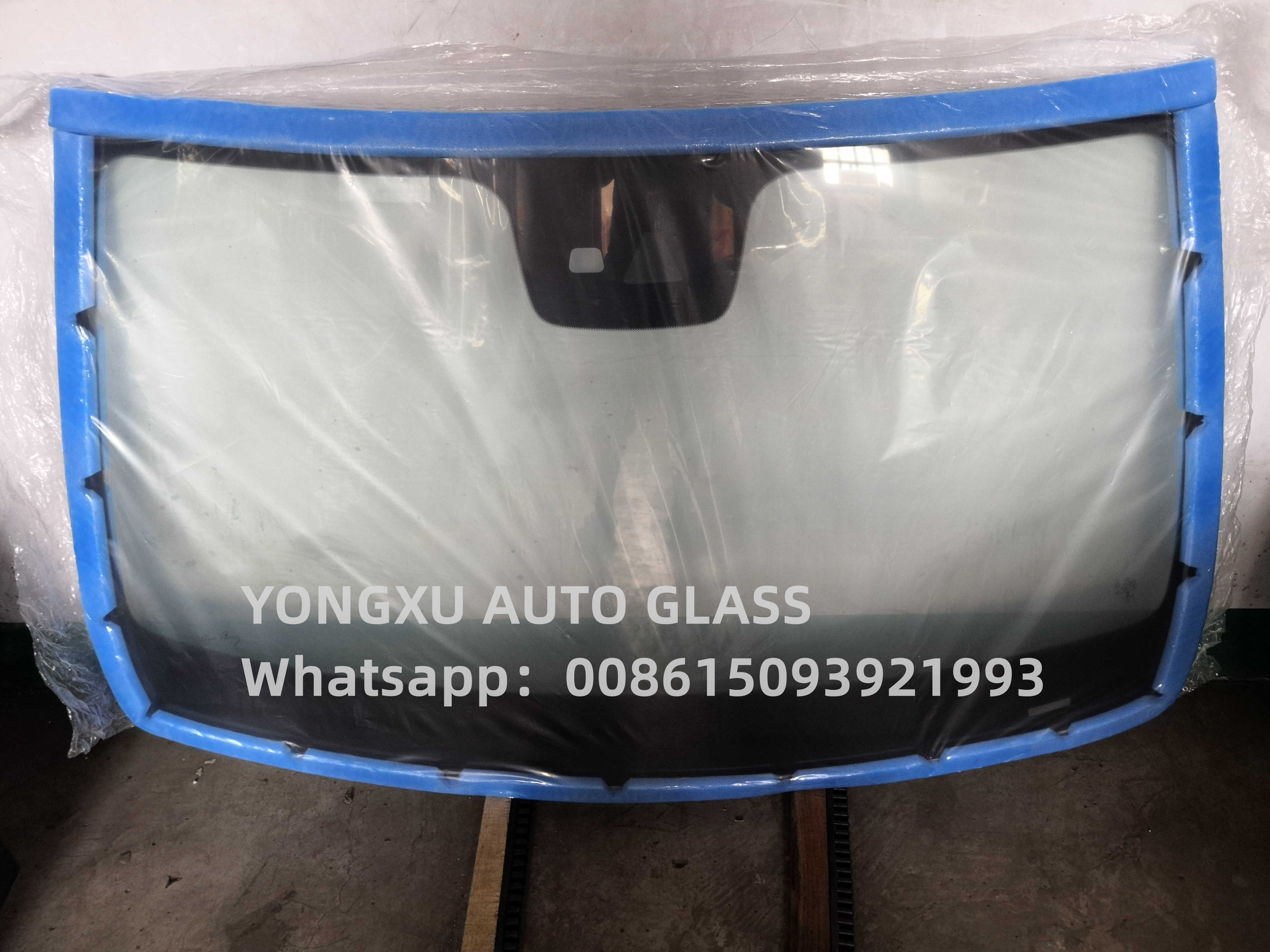 Mercedes-Benz E-Class W213 4d Sedan 2016 Single Rain Sensor Night View Car Front Windshield Car Front Wind Shield Glass