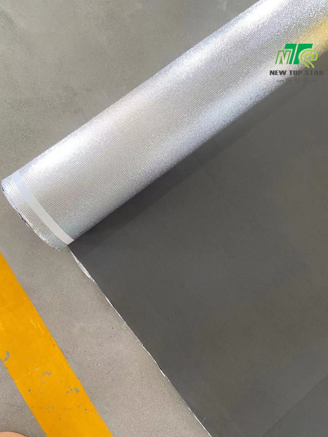 3 in 1 Premium Flooring Underlayment 110kg/m3 Vapour Barrier Underlay For Laminate
