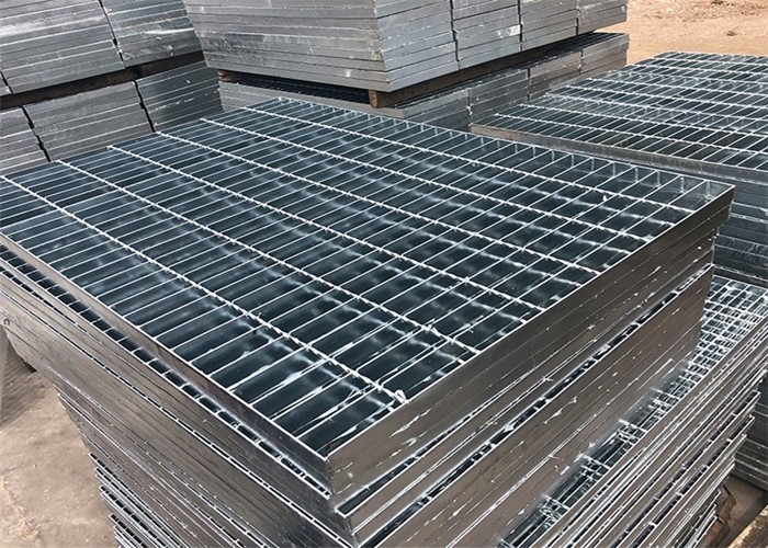 Hot Galvanized Heavy Duty Bar Grating Q235 Steel Trench Grates For Driveways