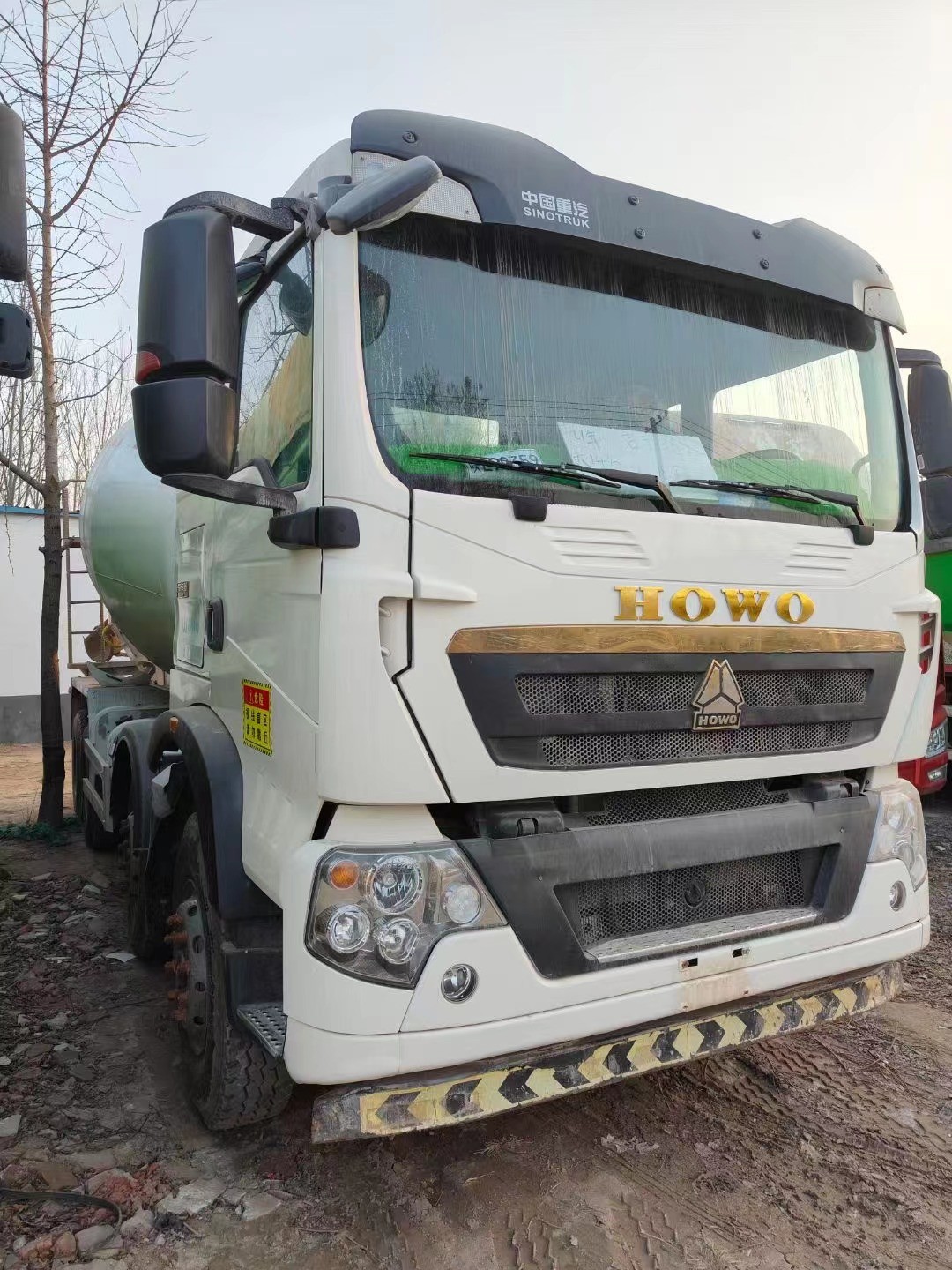 HOWO 14Cbm 2021year March Weight 31000kg Used Concrete Mixer Truck National Five Emission