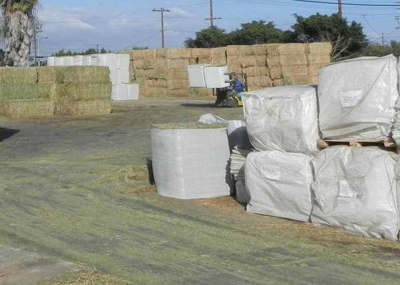 Moisture Proof Polypropylene Hay Bale Sleeves , Hay Bale Fabric Roll For Packing