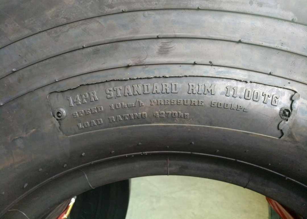 Tear Resistance Wide Off Road Tires 14/70-20 14PR High Stability Operation