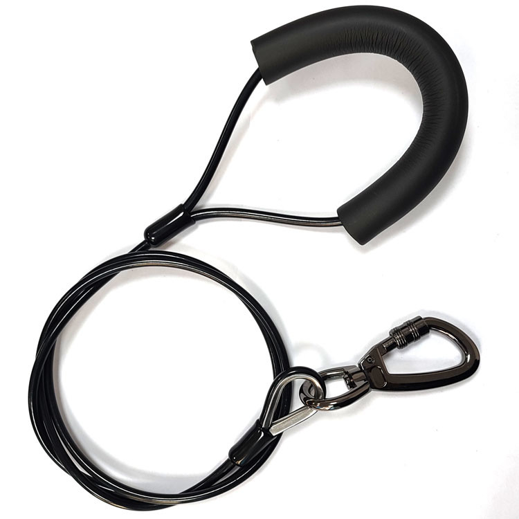 PVC Coated Adjustable Tie-Out Outdoor Steel Core Steel Wire Two Hook For Dog