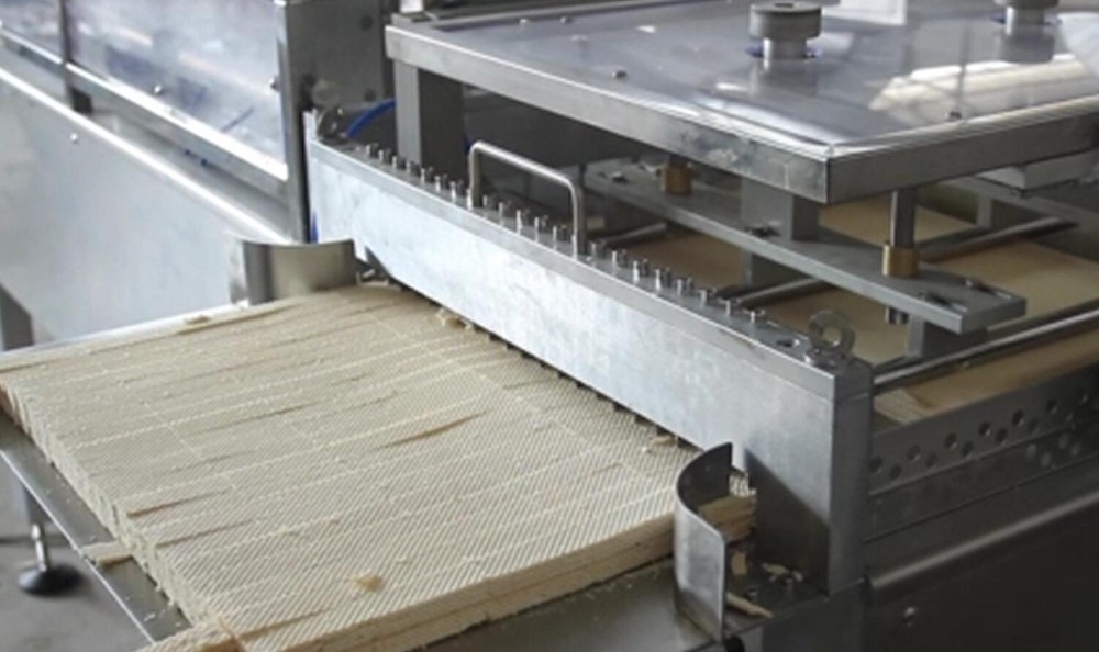 Automatic PLC Control 304 Stainless Steel Wafer Biscuit Production Line