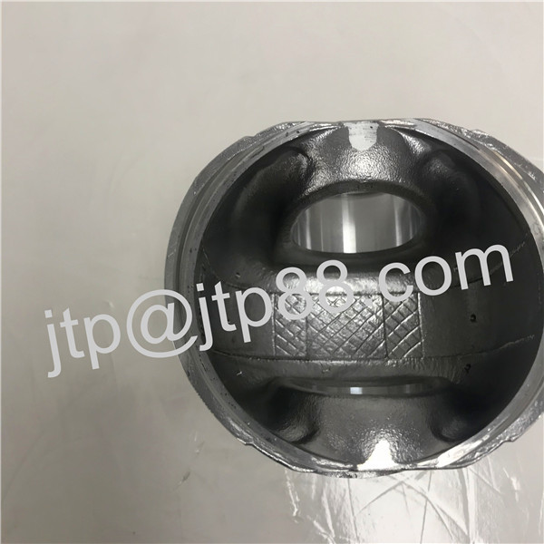 Aluminum Alloy Diesel Engine Piston For Nissan ND6 OEM 12011-95000