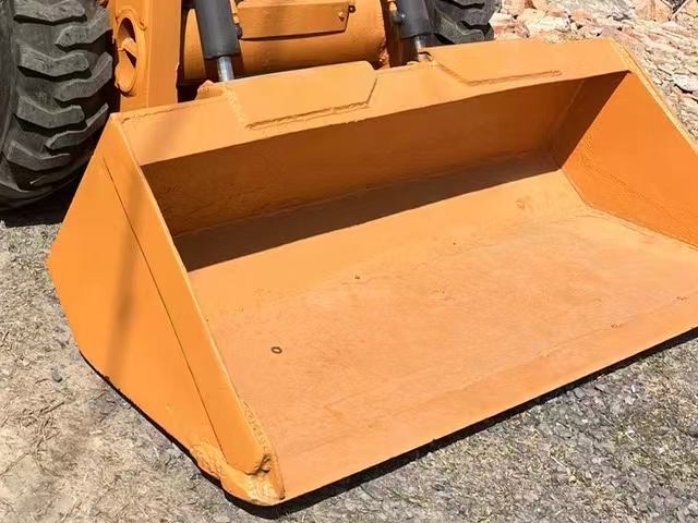 Case SR250 Slip Loader Bucket
