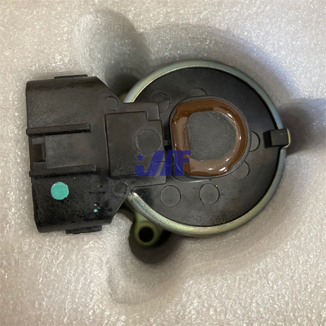 Kobelco SK200-8 Hino Engine J05E EGR Valve 25620-E0133 13500-7303