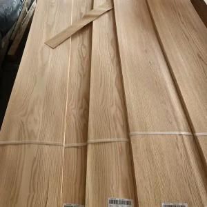 Buy cheap 0.45mm Red Oak Wood Veneer , Phenolic Glue Grain Natural Oak Veneer Sheets product